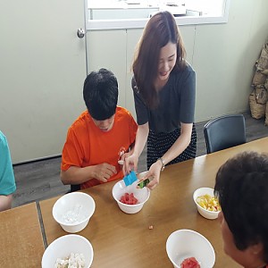 일상생활훈련(화채만들기)